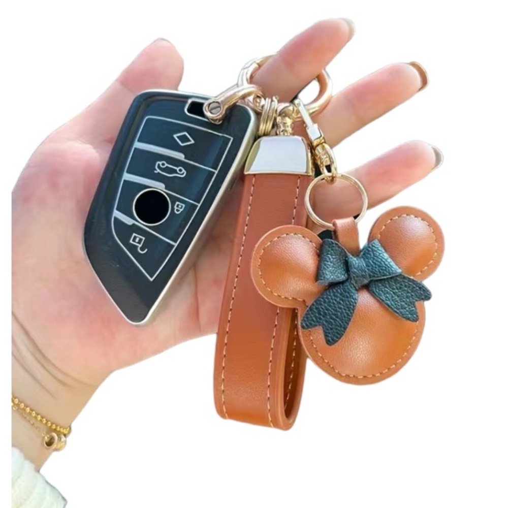 NWT Leather Minnie Mouse Gold & Brown Bracelet Keychain  Set